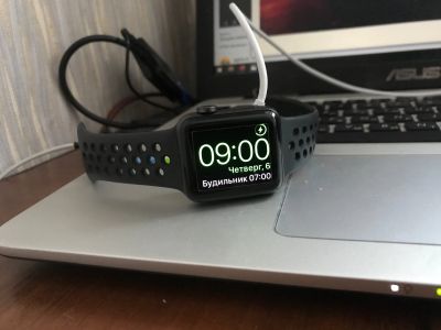 Лот: 15496737. Фото: 1. Apple Watch 3 Nike почти новые. Смарт-часы, фитнес-браслеты, аксессуары