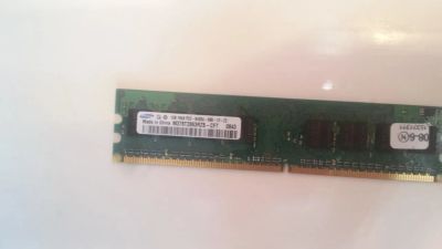 Лот: 12295384. Фото: 1. Память "Samsung" 1GB 1Rx8 PC2-6400U-666-12-ZZ... Оперативная память