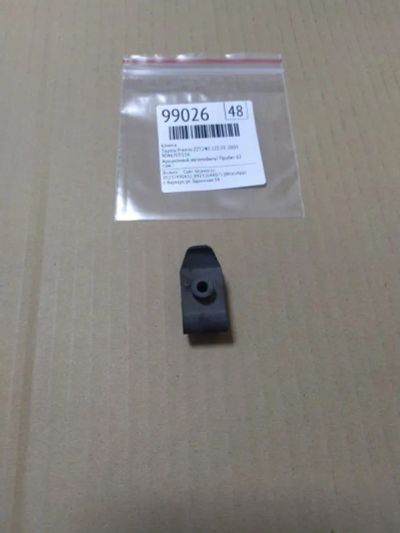 Лот: 21397115. Фото: 1. клипса Toyota Premio ZZT240. Двигатель и элементы двигателя