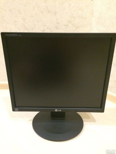 Лот: 5430171. Фото: 1. монитор 19" LG E1910T-BN подключение... ЖК-мониторы