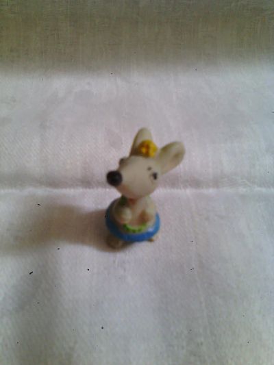 Лот: 7409207. Фото: 1. Статуэтка мышь №1. Фигурки, статуэтки