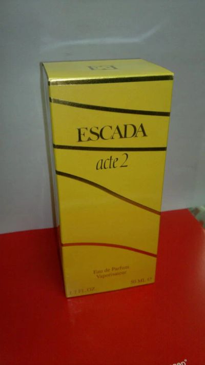 Лот: 4074627. Фото: 1. Парфюмированная вода Escada Acte... Женская парфюмерия