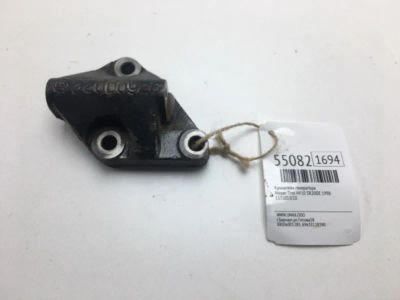 Лот: 20397316. Фото: 1. Кронштейн генератора Nissan Tino... Кузов