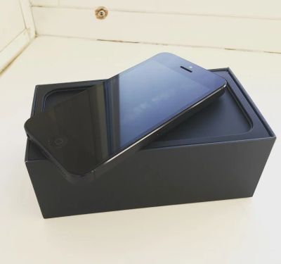 Лот: 8273631. Фото: 1. iPhone 5 16Gb Black - Обмены на... Смартфоны