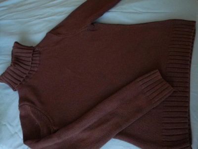 Лот: 11097985. Фото: 1. свитер фиолетового! цвета.46р-48р. Свитеры, толстовки, худи