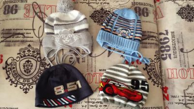 Лот: 6866911. Фото: 1. шапки весна-осень на мальчика... Головные уборы