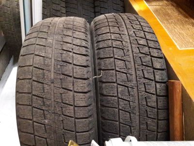 Лот: 14535042. Фото: 1. Bridgestone revo 2. Шины