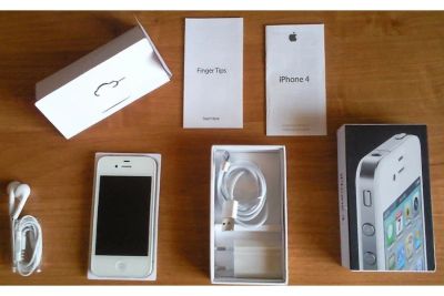 Лот: 2994188. Фото: 1. iPhone 4 8gb white RST. Смартфоны