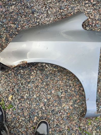 Лот: 18072460. Фото: 1. Крыло honda fit 1поколения. Кузов