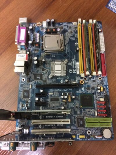 Лот: 8436003. Фото: 1. Материнская плата Gigabyte GA-8I915P... Материнские платы