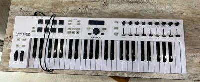 Лот: 21645390. Фото: 1. MIDI клавиатура Arturia Keylab... MIDI-оборудование