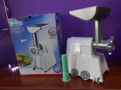 Лот: 9938959. Фото: 1. Продам мясорубку Braun Power Plus... Кухонная