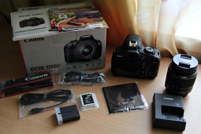 Лот: 8191468. Фото: 1. Canon EOS 1200D. Цифровые зеркальные