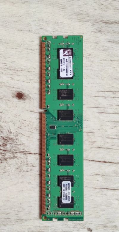Лот: 17079363. Фото: 1. Оперативная память ddr3 1333 2Gb... Оперативная память