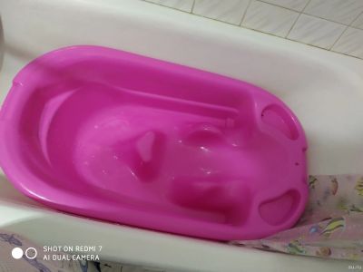 Лот: 14997288. Фото: 1. Ванна ,ванночка для купания новорожденных. Ванночки, сиденья, горшки