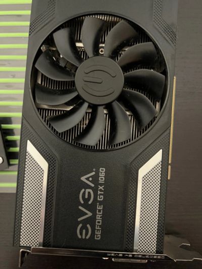 Лот: 18449113. Фото: 1. Gtx 1060 EVGA 3 gb. Видеокарты