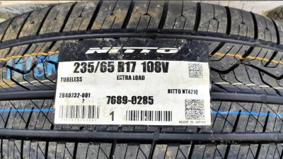 Лот: 20255902. Фото: 1. шины 235/65 R17 Nitto NT421Q летние... Шины