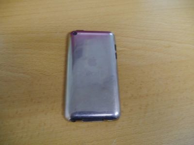Лот: 8475260. Фото: 1. Apple iPod touch 4 8Gb трещина... Планшеты