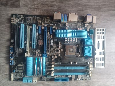 Лот: 19219777. Фото: 1. Asus P8Z68-V GEN3. Материнские платы