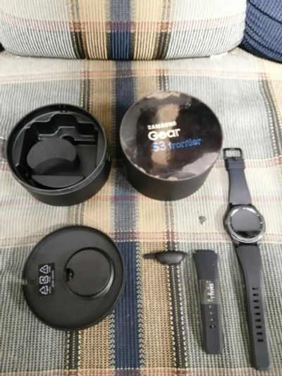 Лот: 14611099. Фото: 1. Смарт часы Samsung Gear S3 Frontier. Смарт-часы, фитнес-браслеты, аксессуары