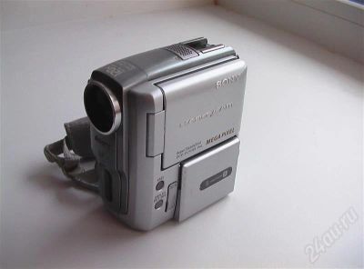 Лот: 258847. Фото: 1. Видеокамера MiniDV Sony DCR-PC109E. Видеокамеры