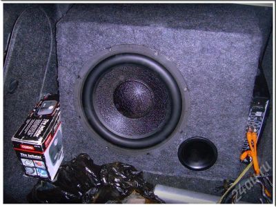 Лот: 236208. Фото: 1. Саб + усилитель (SOUNDSTREAM... Сабвуферы