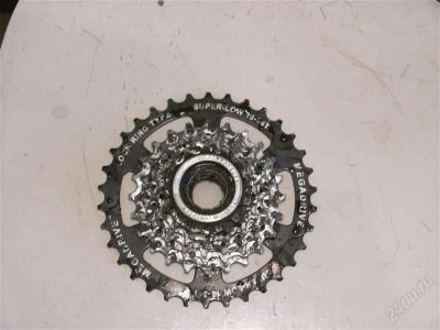 Лот: 1105647. Фото: 1. Кассета на 7 скоростей Shimano... Запчасти