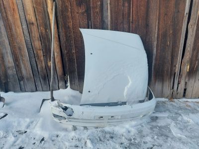 Лот: 25194938. Фото: 1. Бампер передний nissan bluebird... Кузов