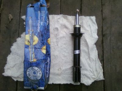 Лот: 10768020. Фото: 1. стойка передняя Renault Megane... Другое (автозапчасти)