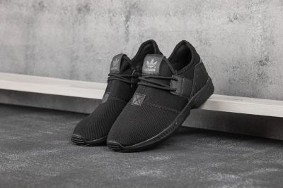 Лот: 10103925. Фото: 1. Adidas ZX Flux Plus. Кеды, кроссовки, слипоны
