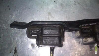 Лот: 2560001. Фото: 1. Подушки двигателя subaru ej15. Двигатель и элементы двигателя