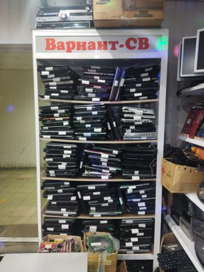 Лот: 20174786. Фото: 1. 130 штук ноутбуков на запчасти. Ноутбуки