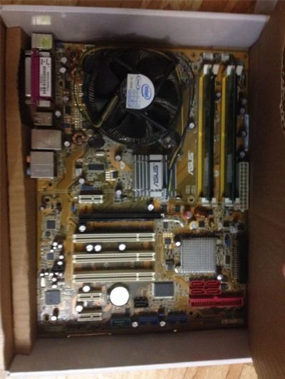 Лот: 9341769. Фото: 1. Asus p5b материнская плата. Материнские платы