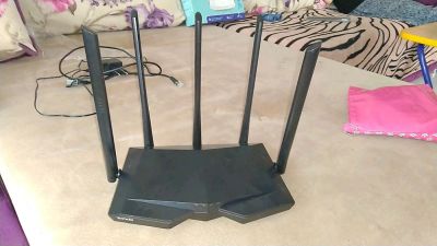 Лот: 14317326. Фото: 1. Wi-Fi роутер Tenda AC1200. Маршрутизаторы (роутеры)