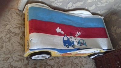 Лот: 5938919. Фото: 1. Кровать машинка + матрас. Детские кровати и кроватки