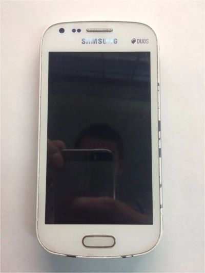 Лот: 9406535. Фото: 1. Смартфон Samsung GT-S 7562. Смартфоны