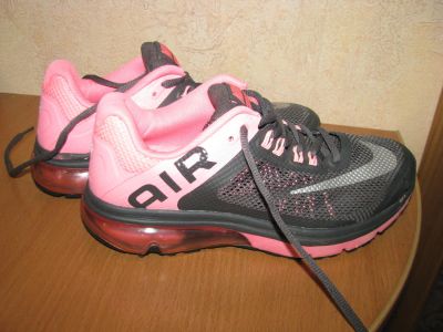 Лот: 9279596. Фото: 1. Кроссовки NIKE MaxAir р.37,5 новые. Кеды, кроссовки, слипоны