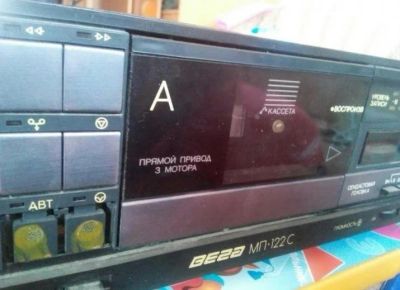 Лот: 11434971. Фото: 1. Двухкассетный магнитофон с функцией... Кассетные деки, магнитофоны
