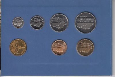 Лот: 11844146. Фото: 1. Годовой набор монет Нидерланды... Наборы монет