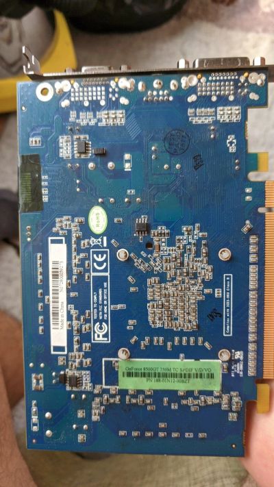Лот: 16340076. Фото: 1. geforce 8500gt 256mb. Видеокарты