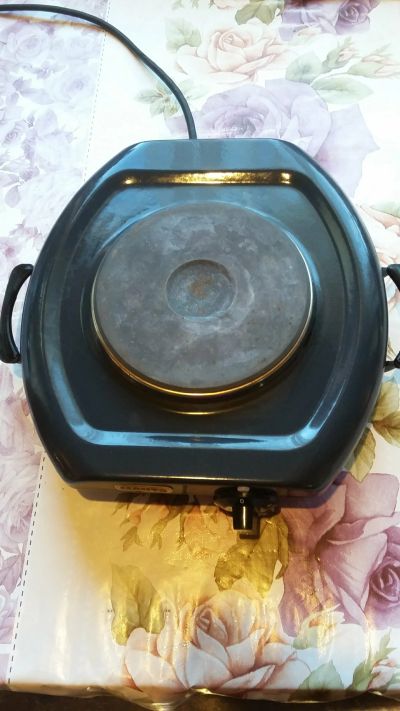 Лот: 11859202. Фото: 1. плита 1-конфорочная. Плиты, духовые шкафы, варочные поверхности