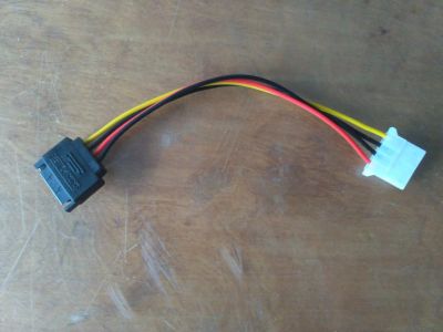 Лот: 12999024. Фото: 1. Переходник с SATA на Molex 4pin. Шлейфы, кабели, переходники
