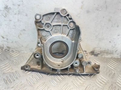 Лот: 25132886. Фото: 1. крышка сальника коленвала Renault... Двигатель и элементы двигателя