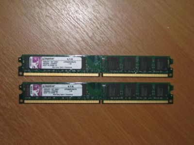Лот: 4727249. Фото: 1. Две планки DDR2 по 2Gb Kingston... Оперативная память
