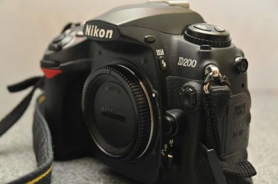 Лот: 7642306. Фото: 1. Nikon D200 полу профессиональная... Цифровые зеркальные