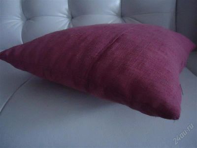 Лот: 1490853. Фото: 1. Декоративная подушка.В нутри синтипух... Постельное бельё