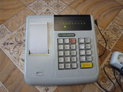 Лот: 4438461. Фото: 1. кассовый аппарат Астра 100Ф. Торговое