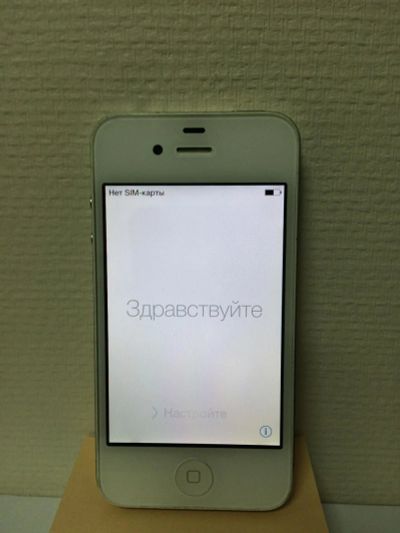 Лот: 6810019. Фото: 1. Iphone 4 8gb. Смартфоны