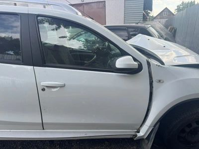 Лот: 25704847. Фото: 1. дверь боковая Nissan Terrano D10. Двигатель и элементы двигателя