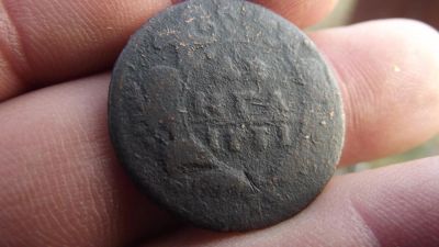 Лот: 11360084. Фото: 1. Денга 1731 года, со следами перечекана... Россия до 1917 года